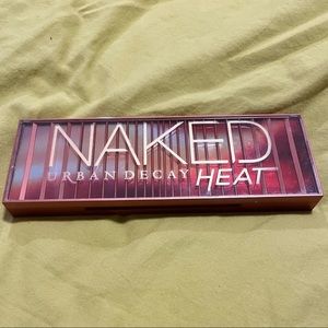 Urban Decay Naked Heat Eyeshadow Palette